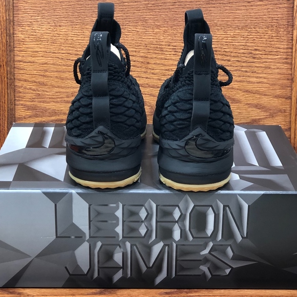 Nike Lebron XV GS Black Noir Shoes - Picture 5 of 7